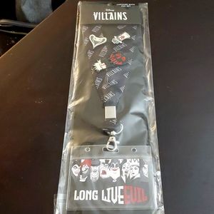 Disney Villains Lanyard with Pin Set